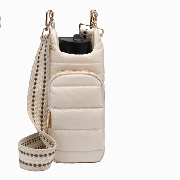 NWT-HydroBag in Glossy Ivory by WanderFull - Picture 1 of 7